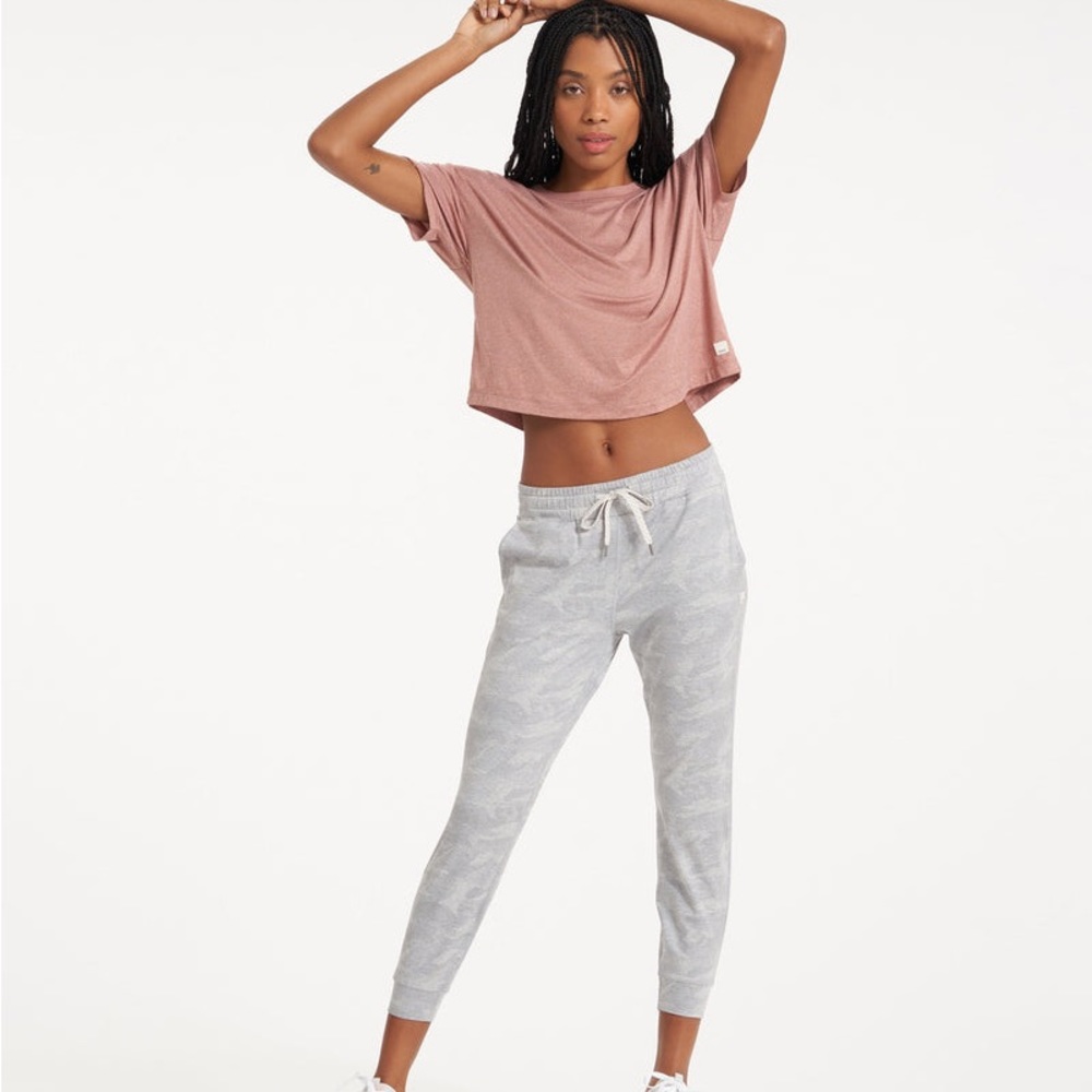 NWOT Vuori Performance Jogger